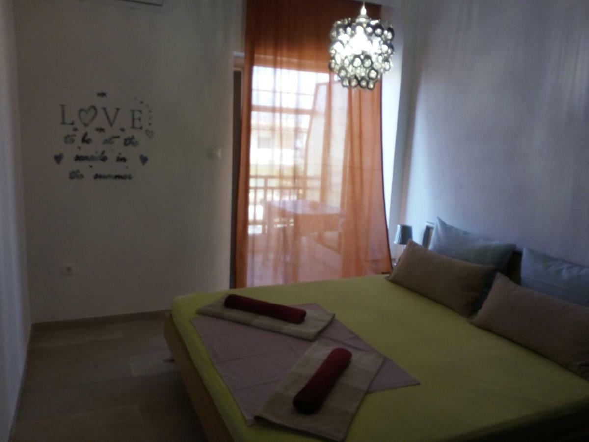 Jonnys Ferienwohnung Peraía المظهر الخارجي الصورة
